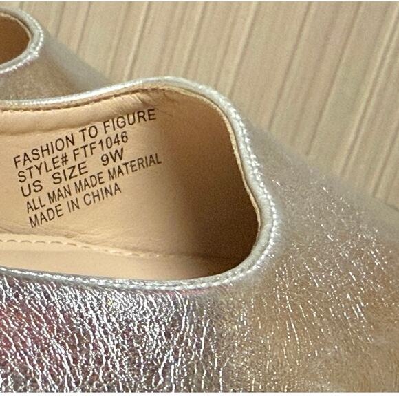 Fashion To Figure Women’s Bailey Ballet Flat Silver 9W - Picture 8 of 8